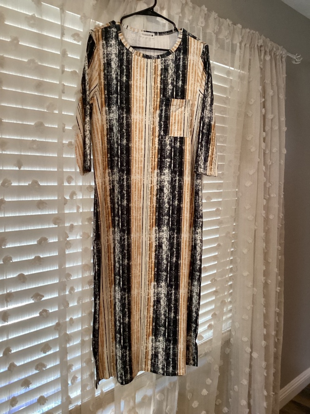 NUGGLES Women’s Medium Dress